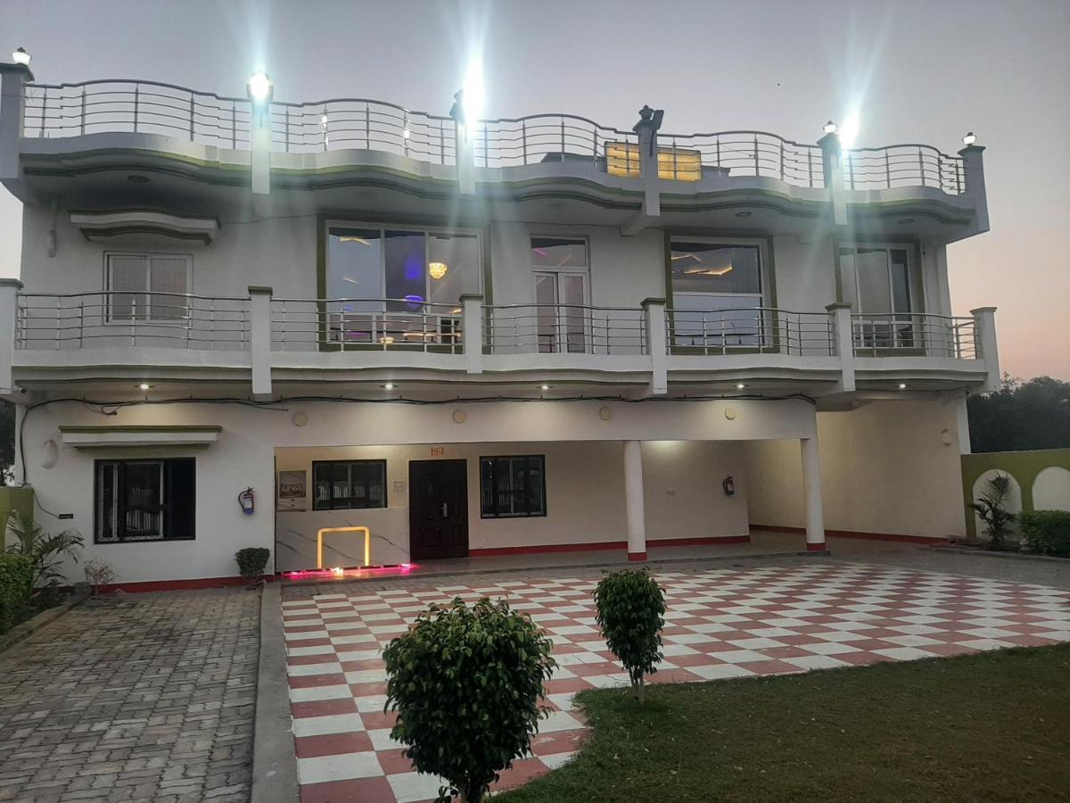Hotel Vaidehi - Varanasi — Photos 1